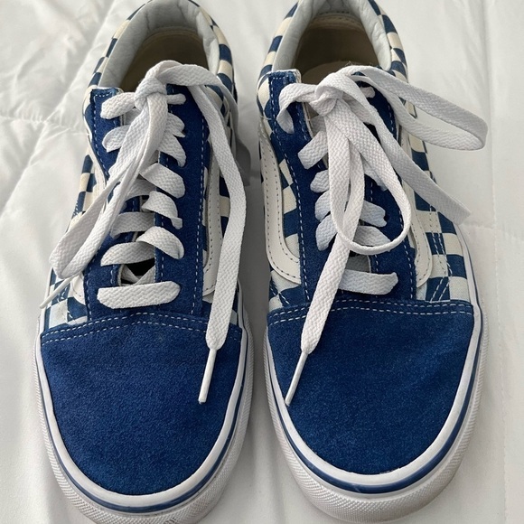 Vans Shoes - Vans Blue and White Checkered Skater Shoes. Mens Size 7/ Women’s Size 5.5. EUC